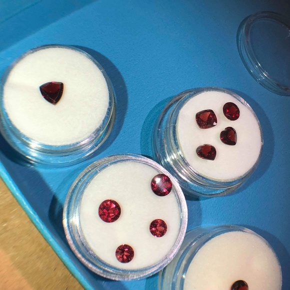 Faceted Gemstones - Picture 6 of 8